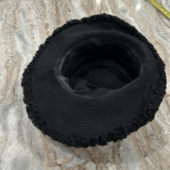 Genuine Persian Lamb Wide Brim Hat - Picture 6 of 9